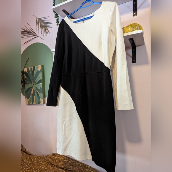 Size 12 Calvin Klein Dress - Picture 1 of 4